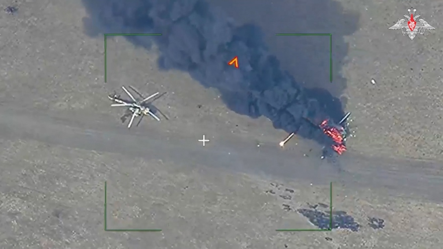 Nga bắn cháy 2 trực thăng Ukraine ở Donetsk